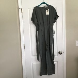 Elegant Gray Jumpsuit